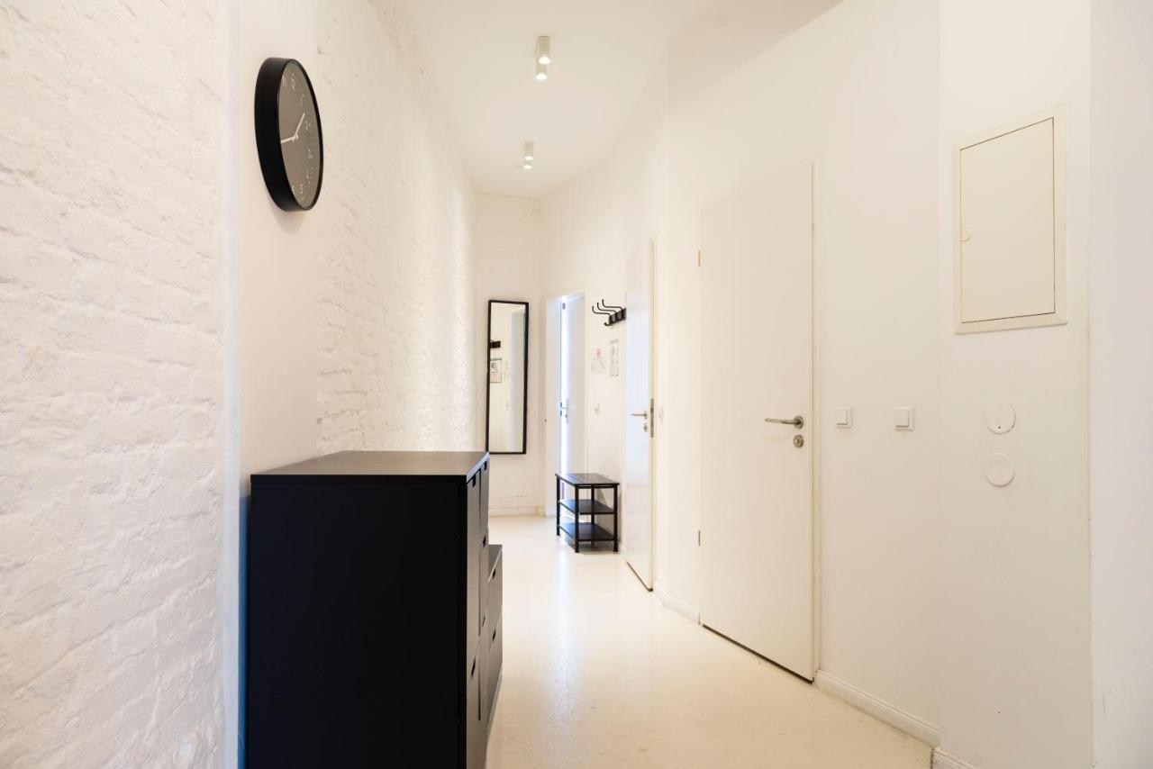 Neukolln Industrial Style 2 Bathrms 3 Bedrms +a/c * Berlim